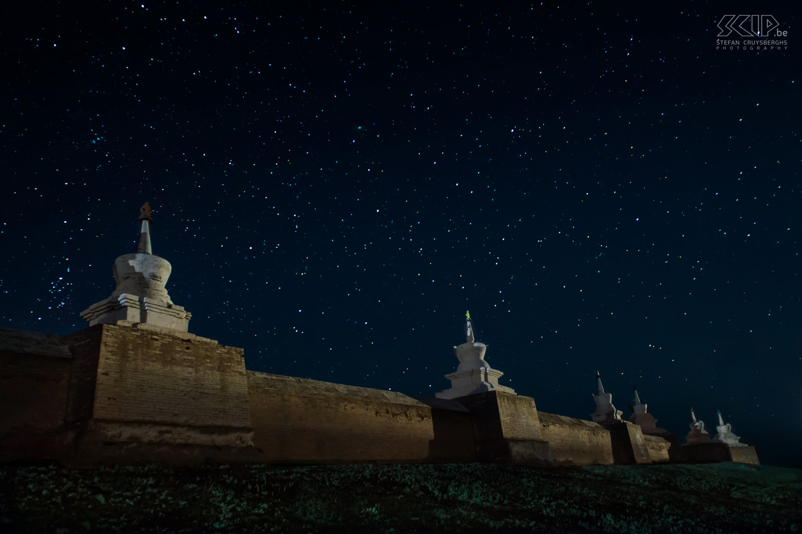 Kharkhorin - Erdene Zuu by night Night photo of Erdene Zuu in Kharkhorin/Karakorum in central Mongolia. Together with my girlfriend I returned in the evening to the great outer walls with stupas of this ancient Buddhist monastery. We tried to illuminate the stupas with our flashlight and tried to photograph the fantastic starry sky. Stefan Cruysberghs